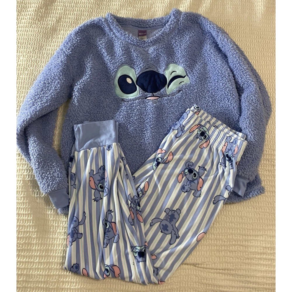 Disney Stich Sleepwear sweater/pant combo Faux Fur Blue Size M